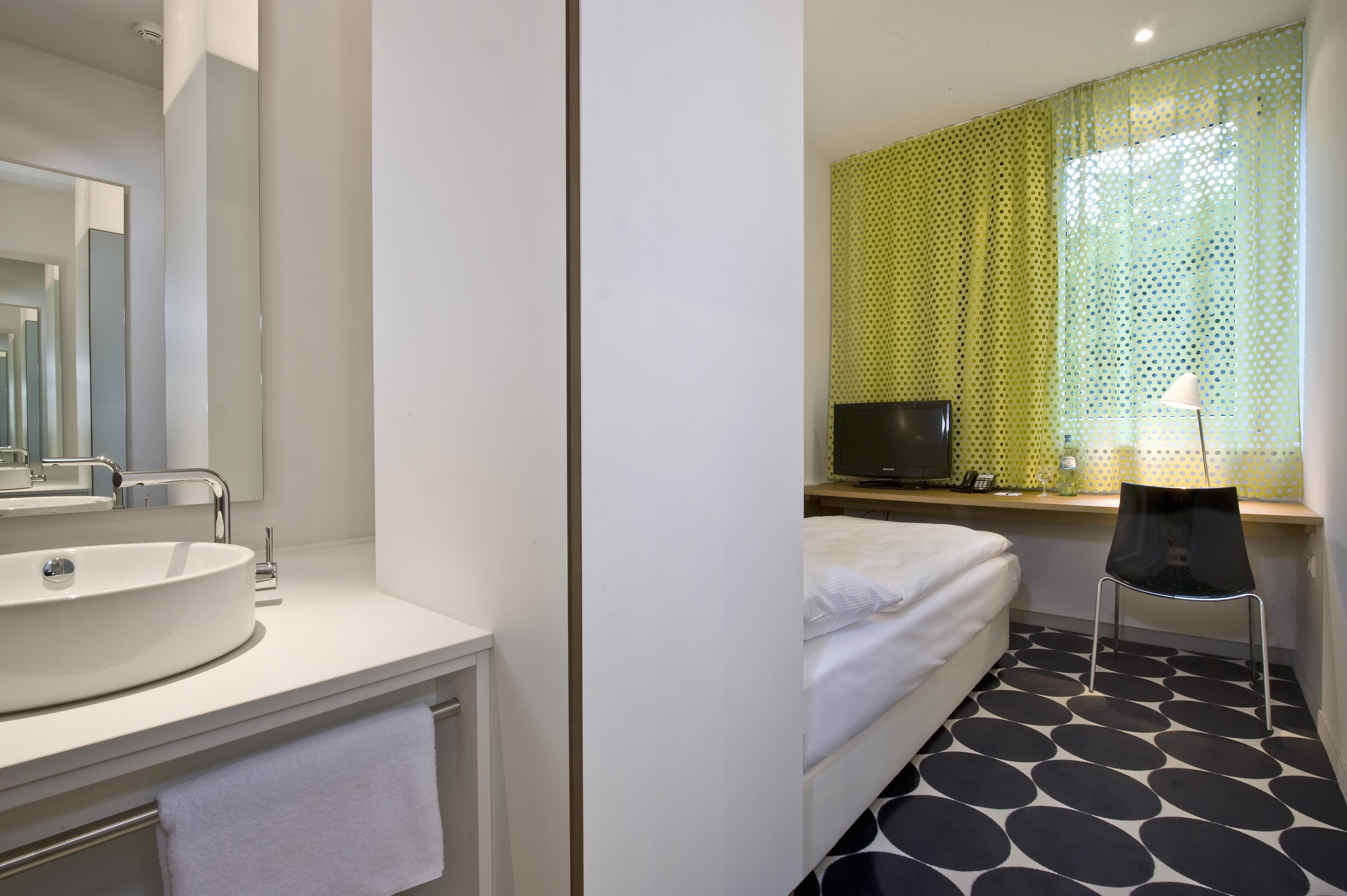 Tryp By Wyndham Frankfurt Hotel Frankfurt am Main Exterior foto