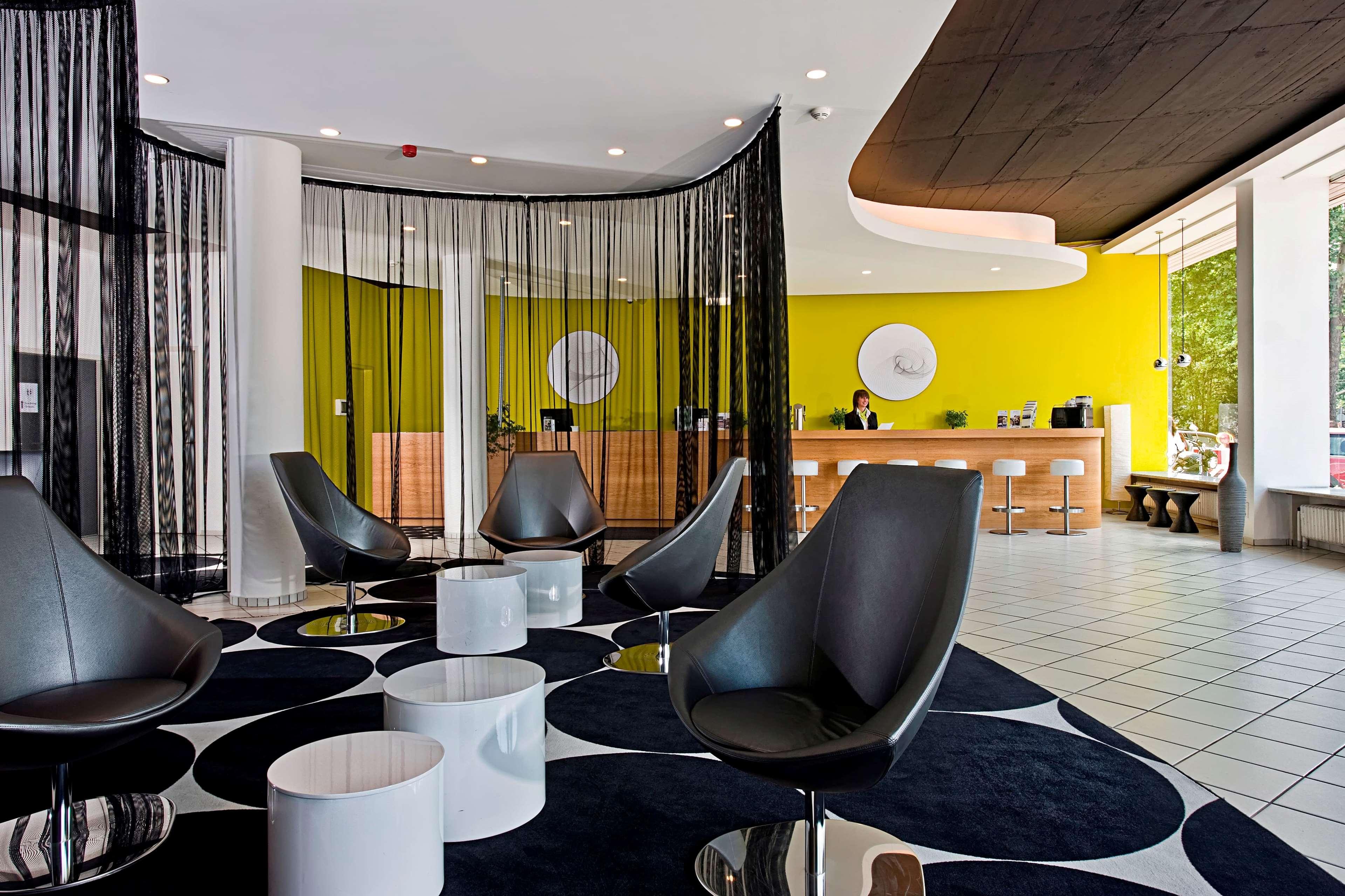 Tryp By Wyndham Frankfurt Hotel Frankfurt am Main Exterior foto