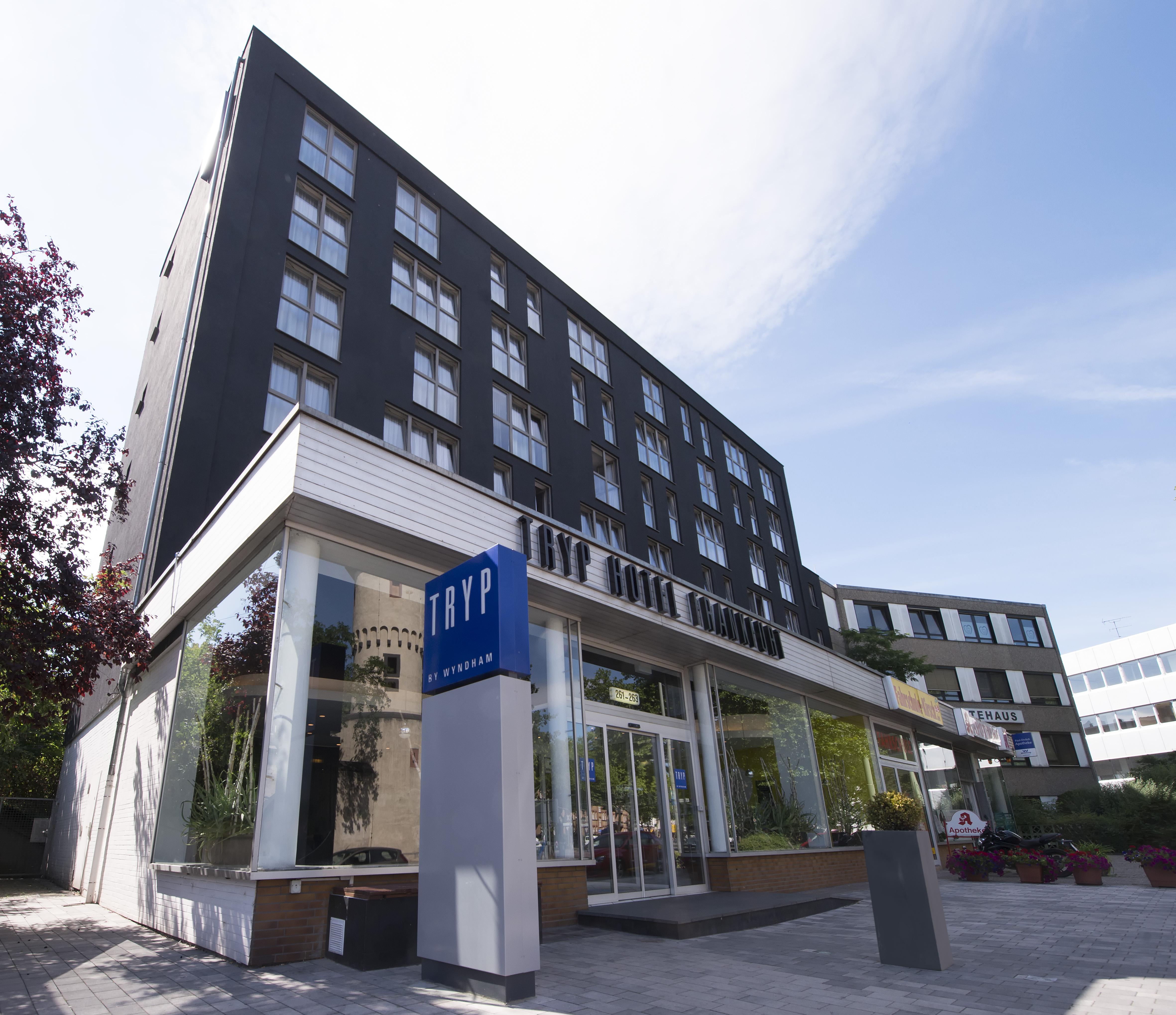 Tryp By Wyndham Frankfurt Hotel Frankfurt am Main Exterior foto