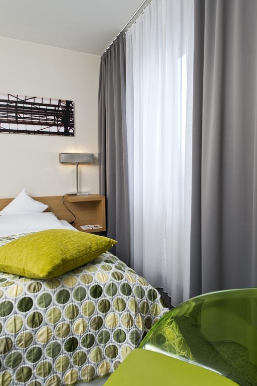 Tryp By Wyndham Frankfurt Hotel Frankfurt am Main Quarto foto